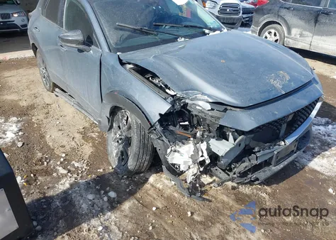 2023 Mazda Cx-30 2.5 S Carbon Edition from USA, damaged, VIN 3MVDMBCM2PM588005